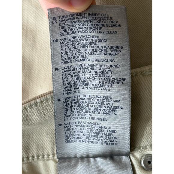 NYDJ Shorts Briella 11 inch jean shorts tan size 18W - Picture 6 of 7